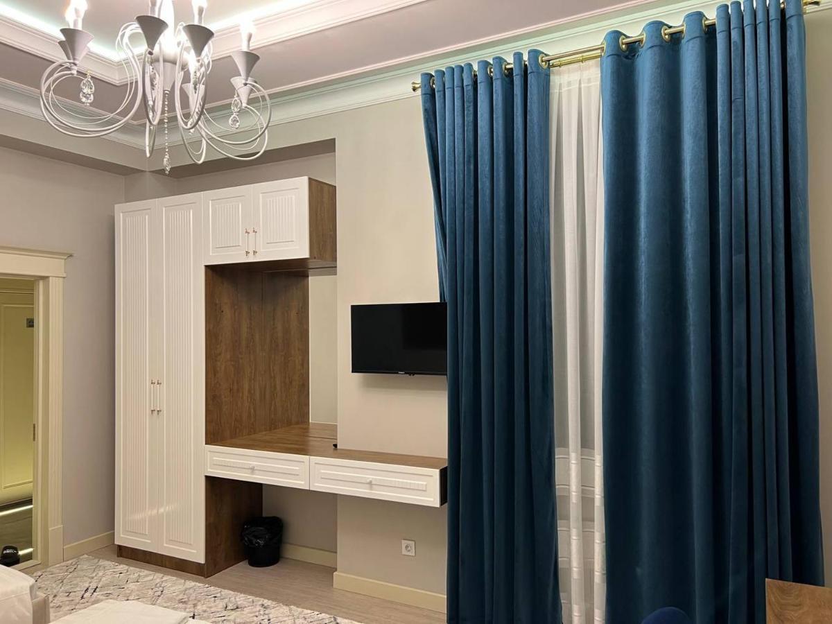 Nur Makon Hotel Tashkent Esterno foto